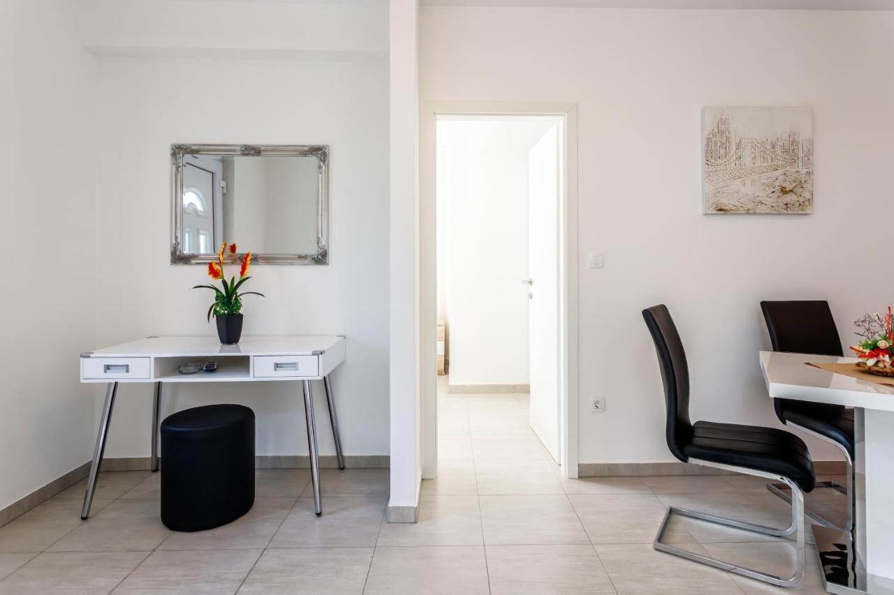 פודסטראנה Luxury Apartments Budimir מראה חיצוני תמונה